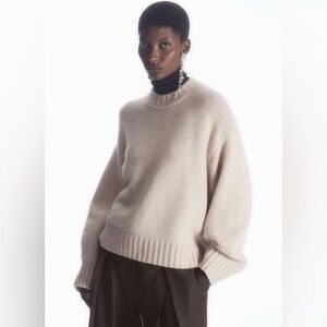 COS Chunky Pure Cashmere Crew-neck Jumper Cream sz. M